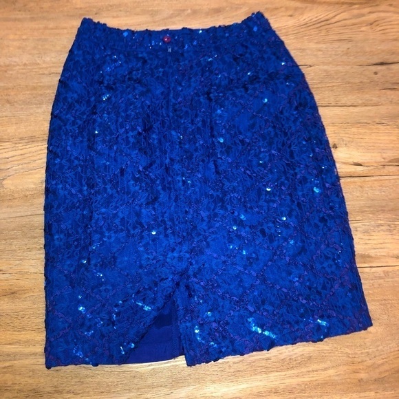 Vtg Royal Blue Lace & Sequin Wavy Design Pencil Skirt 29” Waist 23” Length - Picture 2 of 8